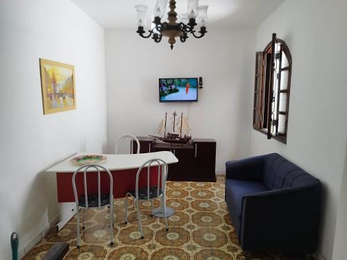 Centro de Vila Velha Apartment | Apto tipo Casa 10 com 1quarto bem grande Praia da Costa Centro Ar Condicionado Internet Mobiliado Geladeira Fogao TV