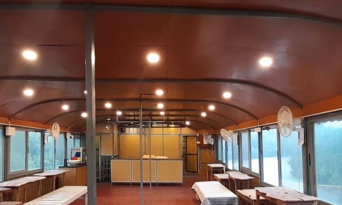 Chopdem House | Aquaholic - A Floating Villa