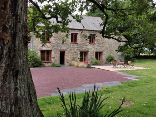 Maxent House | Ar Merglet - Grande longère authentique en Brocéliande