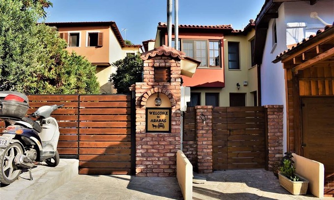 Old Town Hostel | Arabas - Hostel