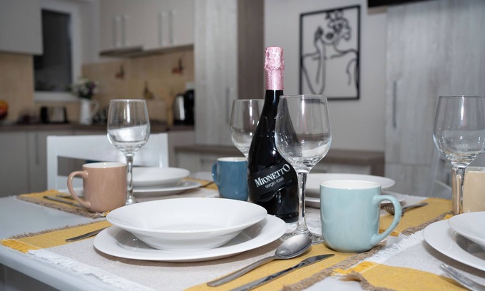 Arad Apartment | Arad Plaza Viktoria Charming 1-bedroom apartment in lovely Arad