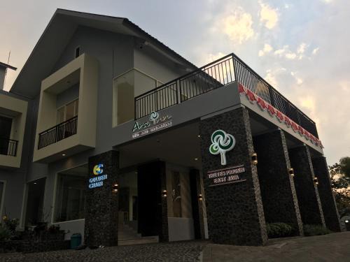 Tretes House | Arainn Bed & Breakfast Tretes Prigen by ecommerceloka