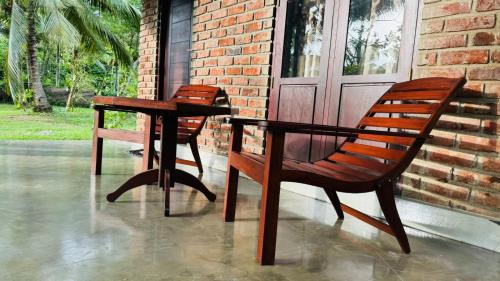 Sevanagala Hotel | Araliya Lake Camp Resort