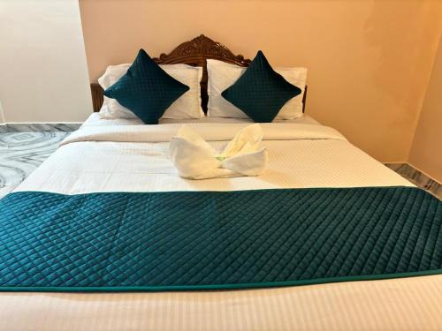 Sohra Hotel | Arara Group Stays Cottage