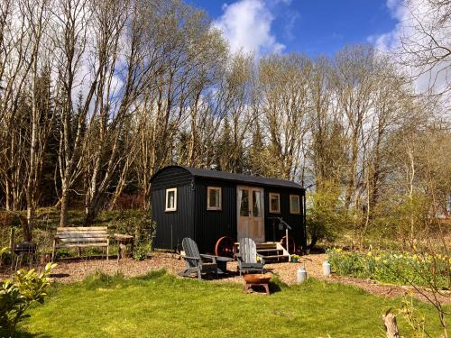 Penrith Ski Chalet | Archie the shepherd’s hut