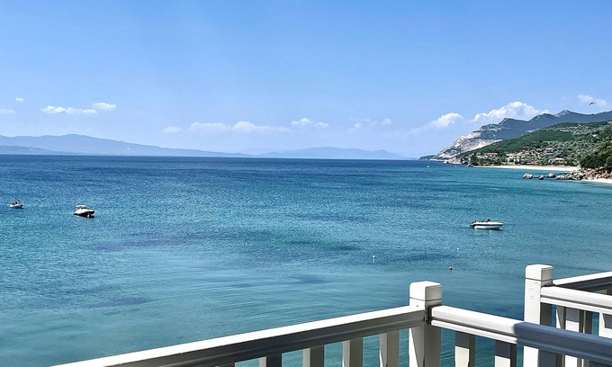 Platania House | ARCHONTIKO SEASIDE HOTEL