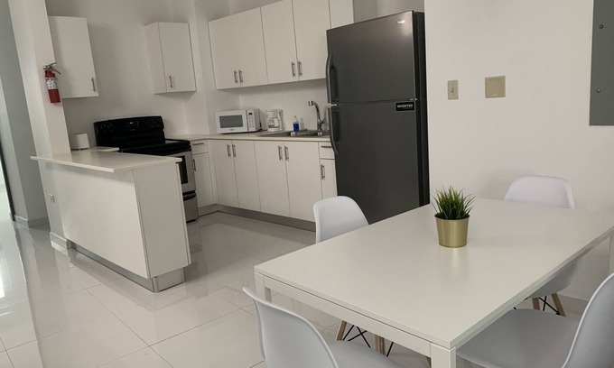 Arecibo Pueblo Apartment | Arecibo Hotel 2105