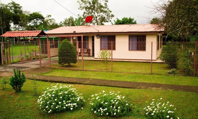 El Tanque House | Arenal Ciprés House.