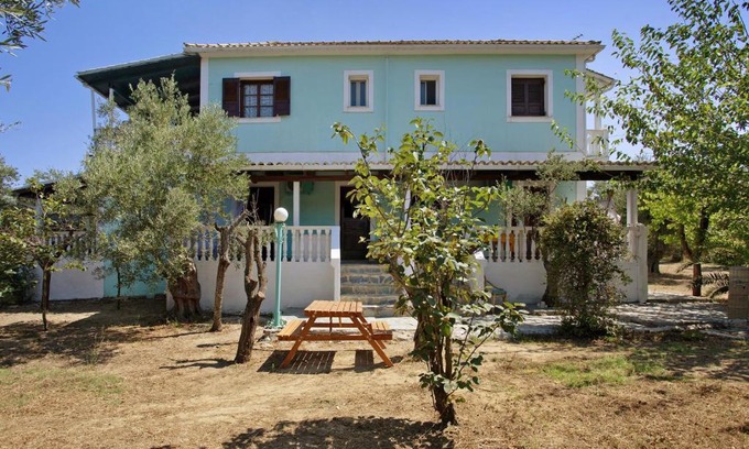 Vasilikos Apartment | Areti Orfeas Studio