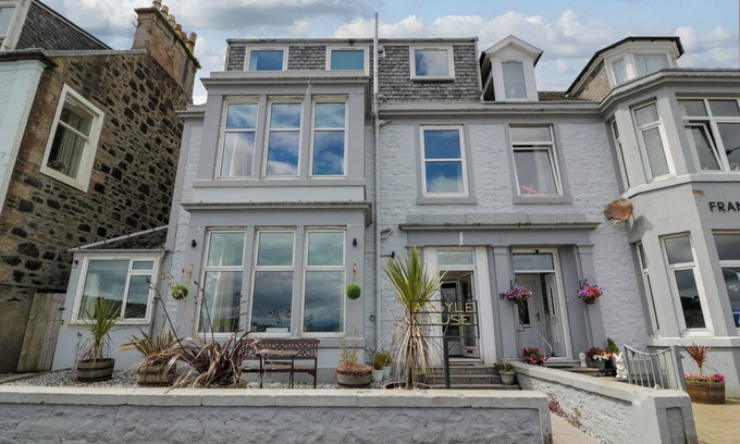 Rothesay Cottage | Argyle House