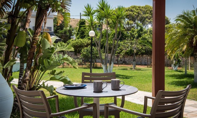 Karteros Apartment | Ariadni Apartments