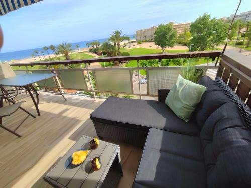 La Pineda Apartment | Arrecife Beach