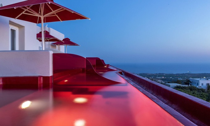 Pyrgos Hotel | Art Hotel Santorini