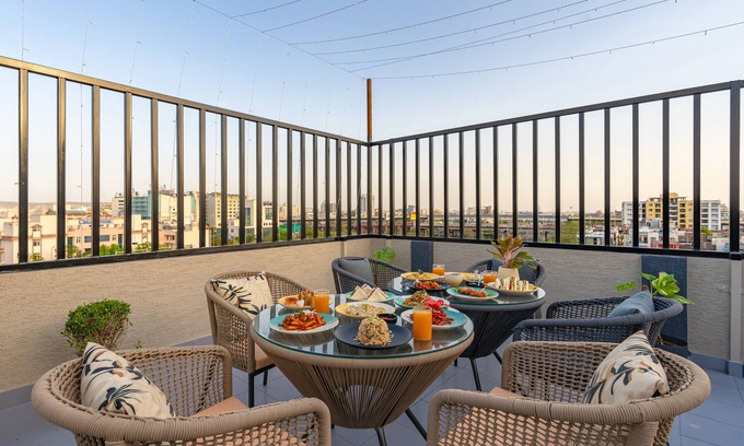 Civil Lines Hotel | ArtBuzz Jaipur