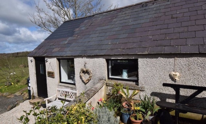 Ballymoney Cottage | Ashbrook Cottage