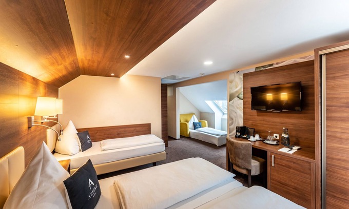 Reutlingen Hotel | Aspire Castillo Reutlingen, Trademark Collection by Wyndham