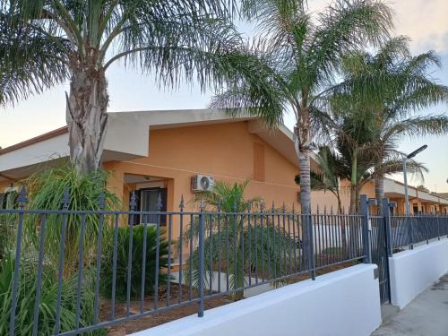 Sciacca Villa | Assiri Garden House