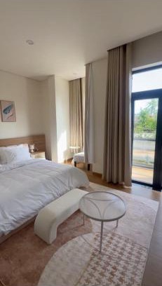 Phu Quy Hotel | At De June