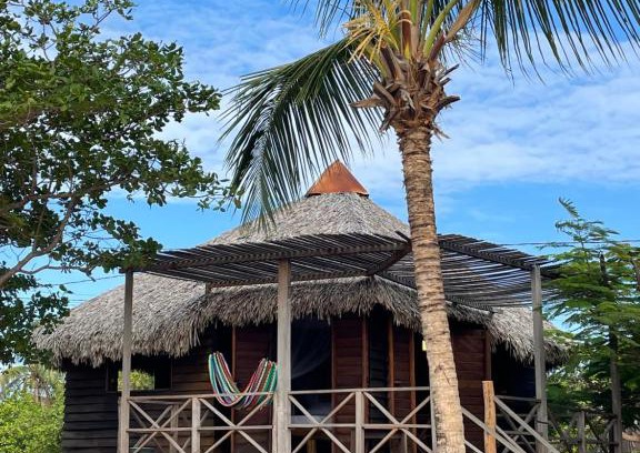 Atins Ski Chalet | Atins Beach Chalés