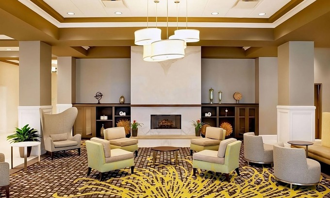 College Park Apartment | Atlanta Experience! Pet-Friendly Stay! Free Shuttle to ATL Airport & Indoor Pool
