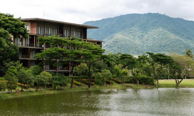 Mu Si Resort | Atta Lakeside Resort Suite - SHA Plus Certified