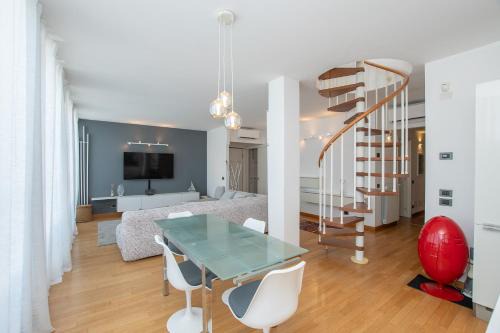 Savona Apartment | Attico Terrazza Reef