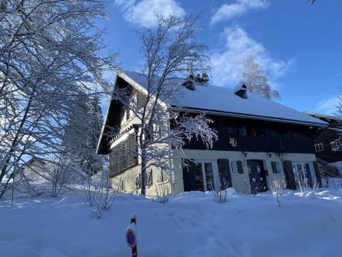 Premanon House | Au Coeur du village de Prémanon