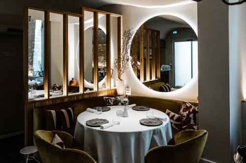 St.-Remy-de-Provence Hotel | Auberge De Saint-Rémy - Hôtel & Villa - Restaurant Gastronomique 2 Étoiles