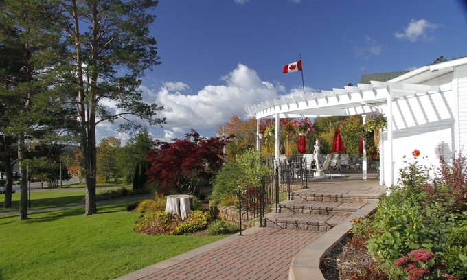 Baddeck Hotel | Auberge Gisele's Inn