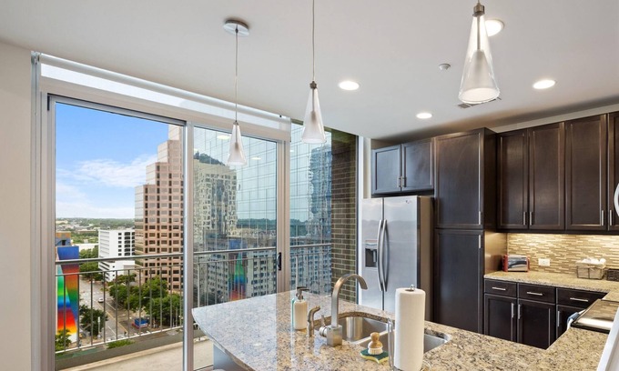 Waller Creek District Apartment | Austin Comfortable 1BD 1BA Apartment