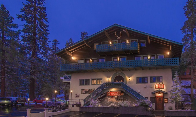 Mammoth Lakes Hotel | Austria Hof Lodge