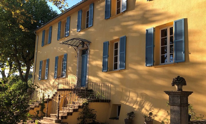 Neoules House | Authentic country house in Provence Verte