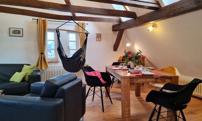 Kandel Apartment | AVAHOME: Loft-style apartment in the middle of Kandel, WLAN, kitchen, Netflix, parking spaces