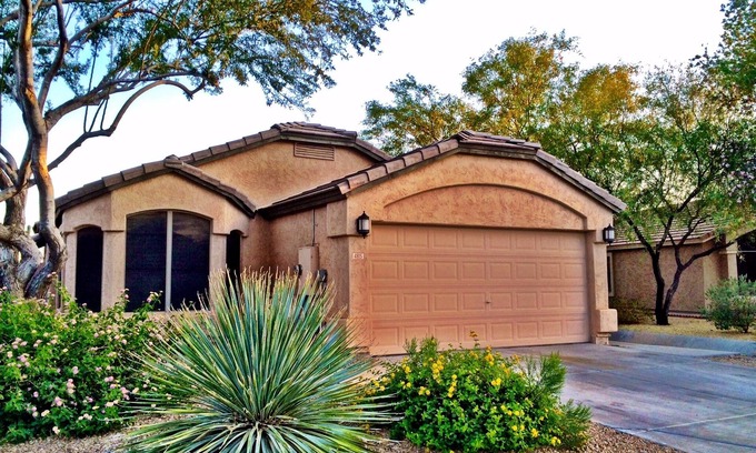 Desert Ridge House | Available Thanksgiving, Christmas & New Year’s! FAMILY HOUSE w POOL & HOT TUB!