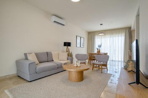 Emba Villa | Avalon Gardens Villa 1