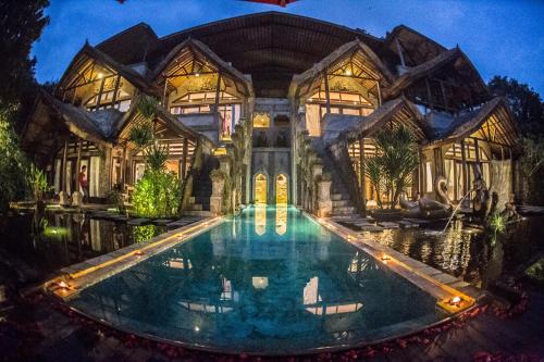 Lodtunduh Villa | Avalon Ubud Castle & SPA