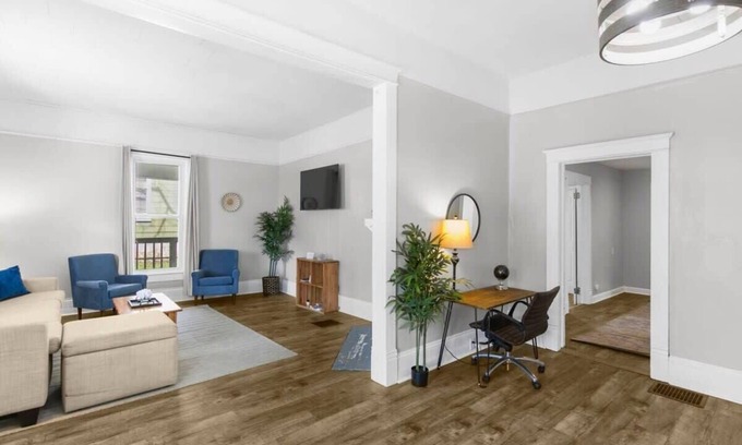 Birmingham House | Avenue South Serene