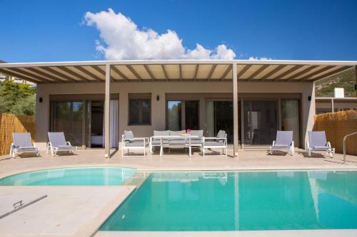 Nidri Villa | Averto Villas with private pool