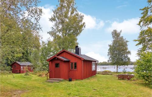 Almhult House | Awesome Home In Älmhult With Lake View