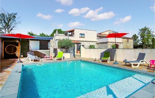 Grospierres House | Awesome Home In Grospierres With Sauna