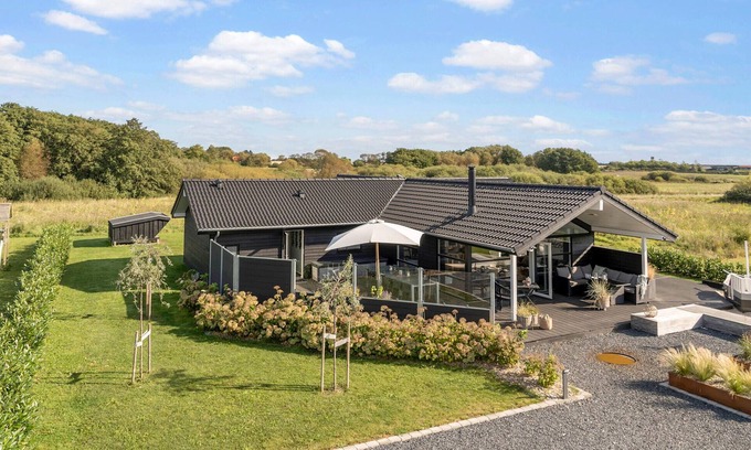 Flovt Strand House | Awesome home in Haderslev with WiFi