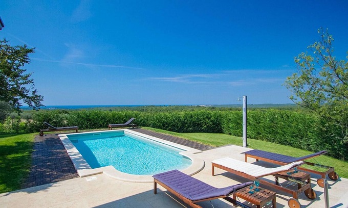 Tar-Vabriga House | Awesome home in Porec