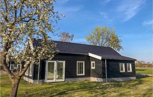 Zwanegat House | Awesome Home In Strijen With Wifi