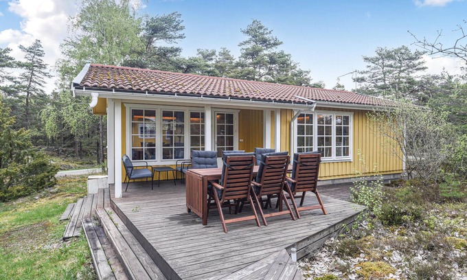 Stromstad House | Awesome home in Strömstad with kitchen