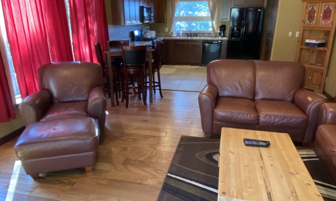 Angel Fire Apartment | Awesome Mountain Getaway Just 15 minutes from Angel Fire, in the forest!