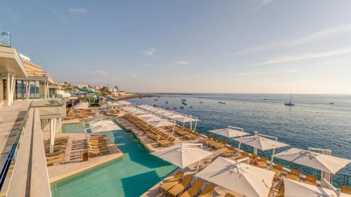 Qawra Hotel | AX ODYCY Hotel