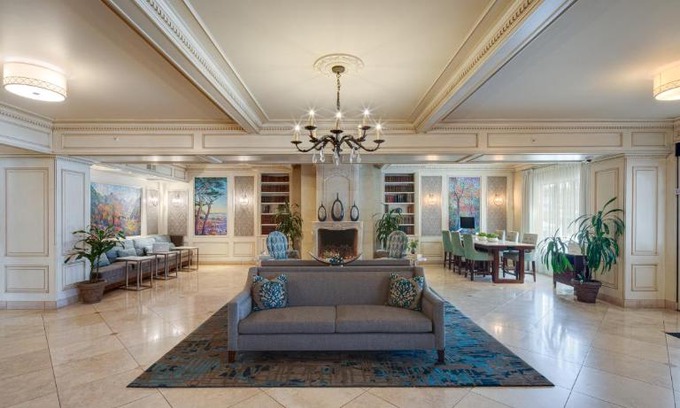 Seal Beach Hotel | Ayres Hotel Seal Beach - Cypress