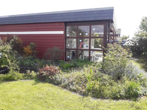 Warwerort House | Büsumer blaue Krabbe
