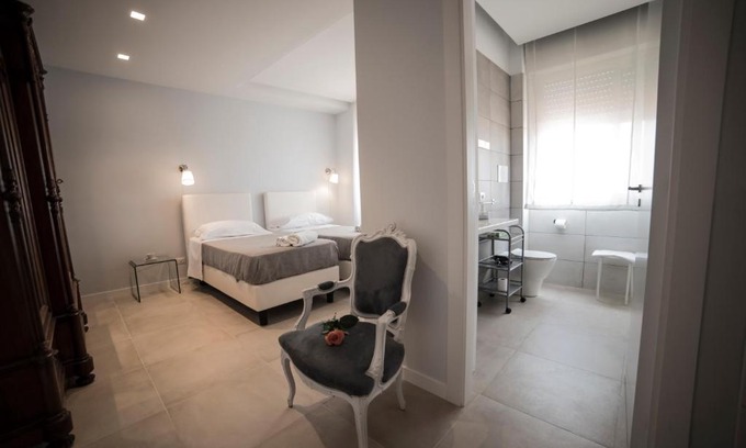 Ruggero Settimo Bed & Breakfast | B&B Attico 33