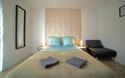 Issenheim House | B&B Chez l'habitant Chambre Privative Sur La Route Des Vins Tv Parking box vélo bike